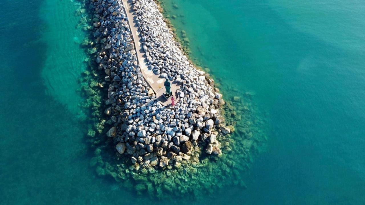 Il Faro Appartamenti 산빈첸초 외부 사진
